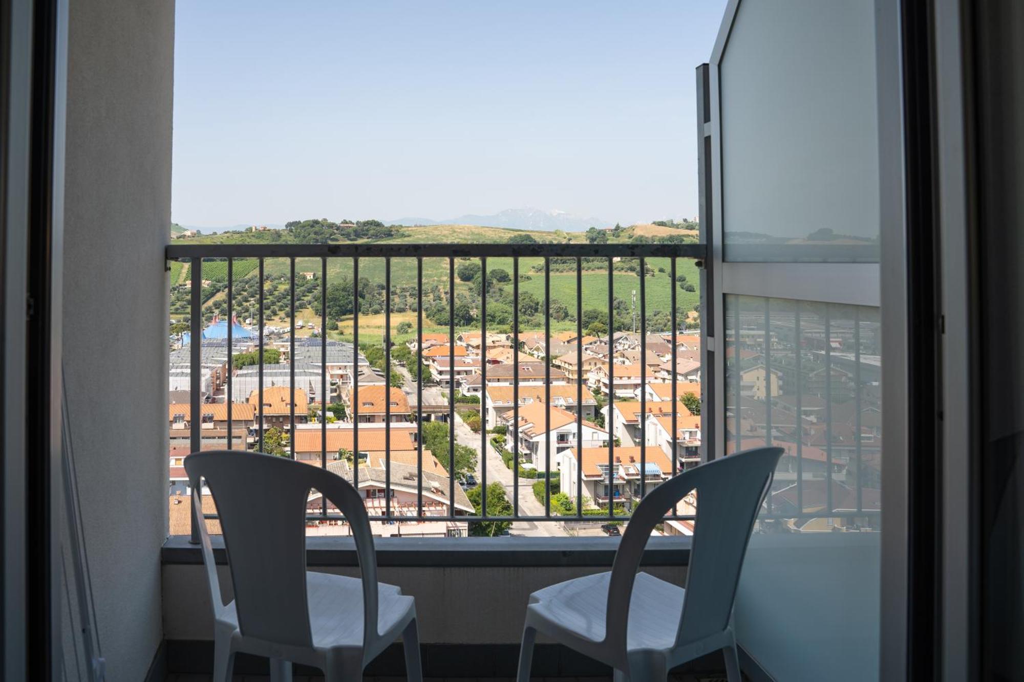 Hermitage Hotel Силви Марина Екстериор снимка